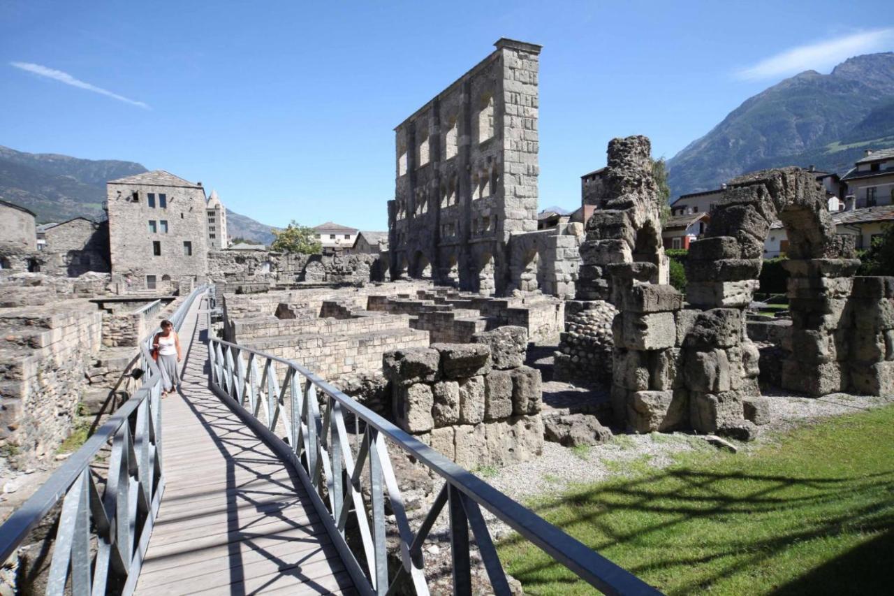 Casa Lucy Apartment Aosta Exterior photo